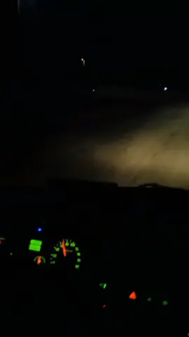 نستحق بأن نشعر ولو لمرة واحدة بأننا في المكان الصحيح الذي لاشك فيه ولاحيرة ولا تعب 🥀