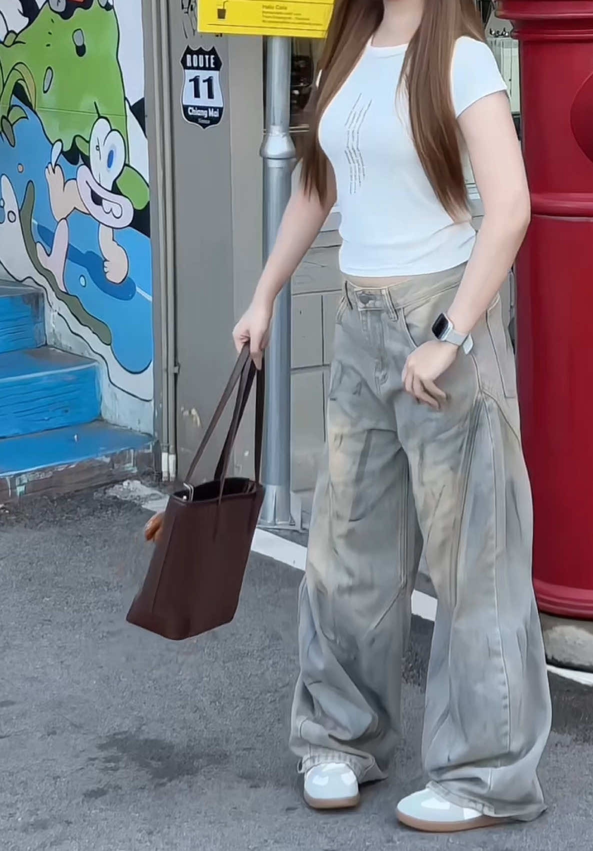 มามามาซี่โม่ 🤙🏻 #OOTD #กางเกงยีนส์ #กางเกงยีนส์ทรงกระบอก #กางเกงยีนส์เท่ๆ #กางเกงขายาว 