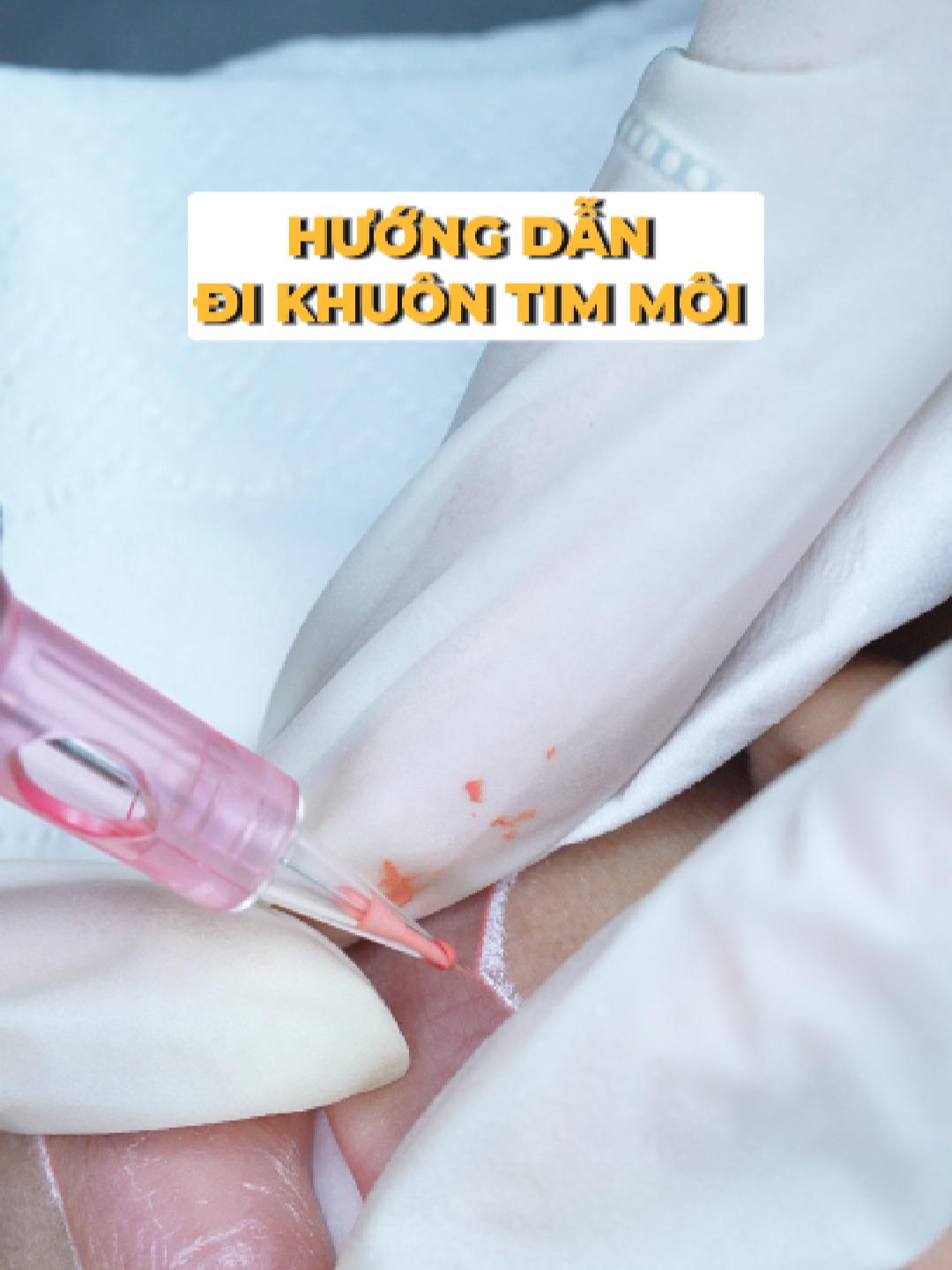 Hướng dẫn đi khuôn tim môi.  #daotaohocvienchuyennghiep #lightink #yumitran #hocvienphunxamyumitran