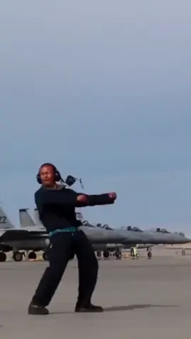 #militaryaircraft #usairforce #avation #dance #militarypower 