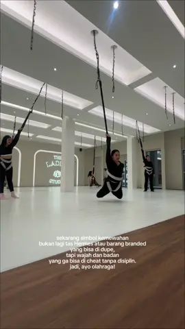 Menerima semua ajakan cabang olahraga 