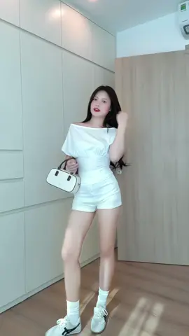 Áo xinh chỉ vài chục cành aa #outfitideas 