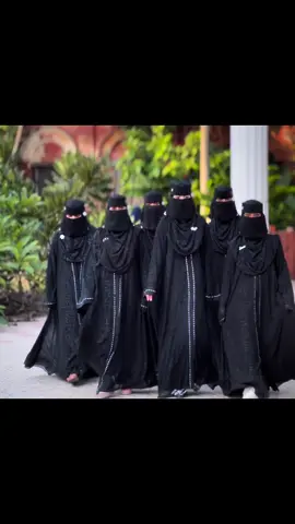 MashAllah 🥰👉Borka from: Outfit By Nupur Apu ✅✅#foryou #foryouupage #tiktokviral #tanding #bd 