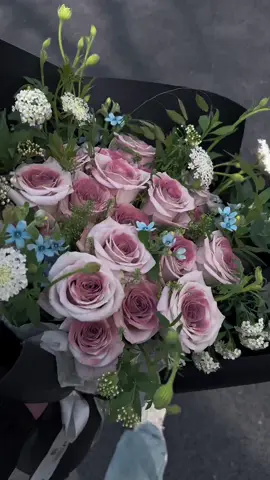 “Yêu em là điều tuyệt vời nhất anh đã làm”                    - Yêu em - #simeflowers #simeflorist 