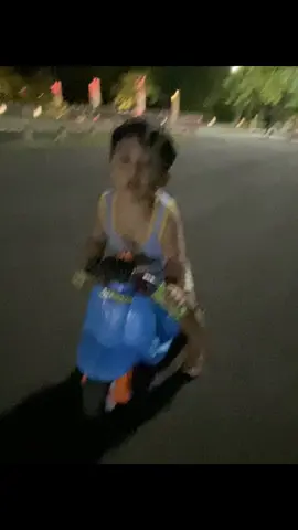 Masih nunggu lawan ngidupin motor#promomakanharian #fyp #abcxyz #vesmet #jokibalap 