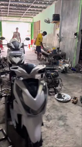 waduhhh gimana nii @almansyurr #masukberandafyp #fyppppppppppppppppppppppp #beatdeluxeespganteng #siputih🤍 #r17beatdeluxe 