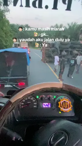 Jangan pernah berdebat dengan lelaki ..yang pekerjaan seorang sopir.