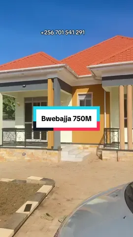 New house for sale in Kitende Entebbe Road Uganda on 25 decimals at 750million  #houseforsale #kitende #bwebajja @Imooooooo @Uncle Lemy @President’s office.South Sudan 