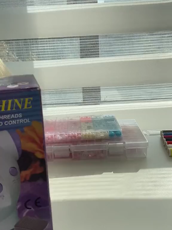 ✨ Aproveite essa Oferta Relâmpago! ✨ 🛍 Mini Máquina De Costura Portátil Com Pedal Elétrico Costureira Bivolt 110V/220V De R$ 120,00 💥 Por R$ 62,36 🛒 Compre agora e costure seus sonhos!  Link da Shopee: https://s.shopee.com.br/AKSN160GFr ⚠️ Promoção sujeita à alteração de preço e estoque do site. Gostaria de uma variação dessa legenda, talvez com mais emojis ou um tom diferente?