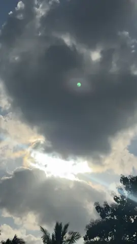 රිදුනු පපුවට සැනසුමක් නුඹෙ උනුහුම 😭 #foryou #tiktok #abhishen #backgroundvideo #kurunegala 