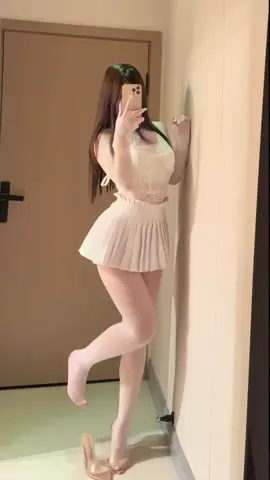 #beauty #goddessbraids #goddess #背影女神 #背影 #tiktok #capcut #fyp #fypシ #xuhuong #gaixinh #viral #foryoupage #Back #舞蹈 #dance #dancer 