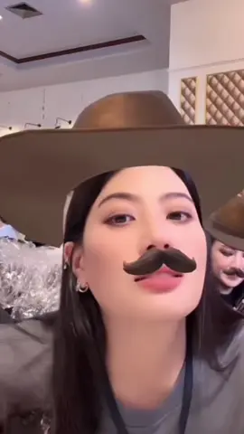 ใครกัน ที่บังอาจพิมพ์แบบนั้น  #องค์หญิงสิริวัณณวรี #ไลฟ์สด #เทรนด์วันนี้ #ล่าสุด #ฟีดดดシ 