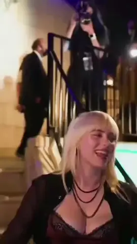 Billie Eilish🌷🤪 Her chest is beautiful🤗😉