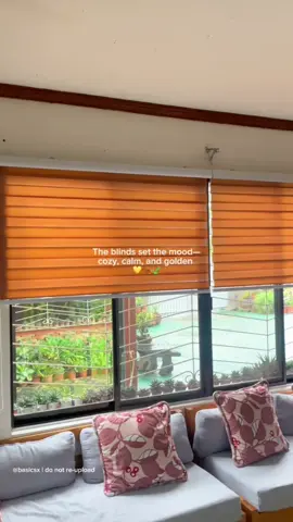Falling in love with the warm glow these blinds bring 🌤️ ☕️ #curtainblinds #curtainblindsforwindow #windowblinds #koreanblinds #blinds 