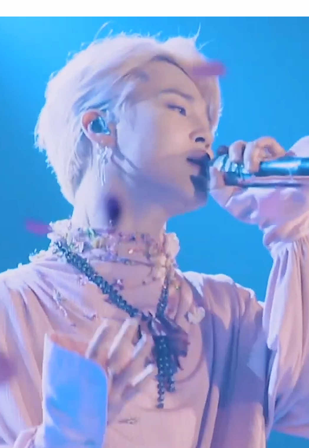 ✨Jimin is an angel in human form 👼🏻 especially with this song. Anyone teared up from this song before? It’s one of my favourite 💛💜⁣ ⁣ Jimin - BTS The Truth Untold Live Jimin The Truth Untold Live Performance BTS The Truth Untold Live Performance BTS Underrated Song Favourite BTS Song BTS Jimin Voice BTS Beautiful Song BTS Love Yourself Tear Album Jimin Love Yourself Tear Album Jimin Tearing from Song Jimin Crying Singing Jimin High Notes Live Performance BTS Jimin Focus Jimin Fancam Handsome Jimin Stage Mix Angelic Jimin Sing High Notes Jimin Vocal Range Jimin Angelic Voice⁣ Jimin FMV Jimin Edits Jimin Emotional Song The Truth Untold Jimin Story Blonde Jimin Eyes Jimin Watermark of BTS ⁣ #jimin #jiminbts #jiminie #jiminedit #parkjimin 