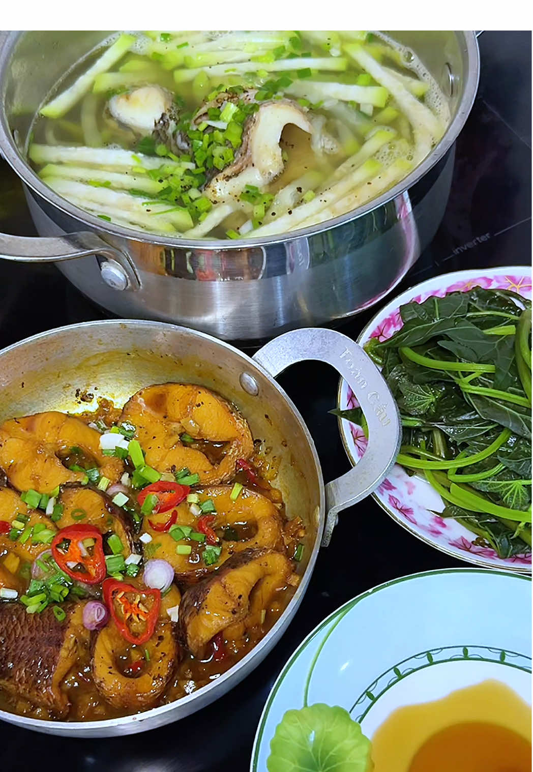 Canh bầu cá lóc, rau luộc cá kho #ancungtiktok #monanngon #tamtrantni #cakho #canhcalocnaubau 