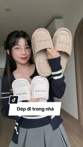 Mùa đông rồi đi dép cho ấm chân với sạch nha các bác ơi  #hoaihayho #hoaihayhoreview #depditrongnha #depditrongnhatam #depditrongnhamuadong  