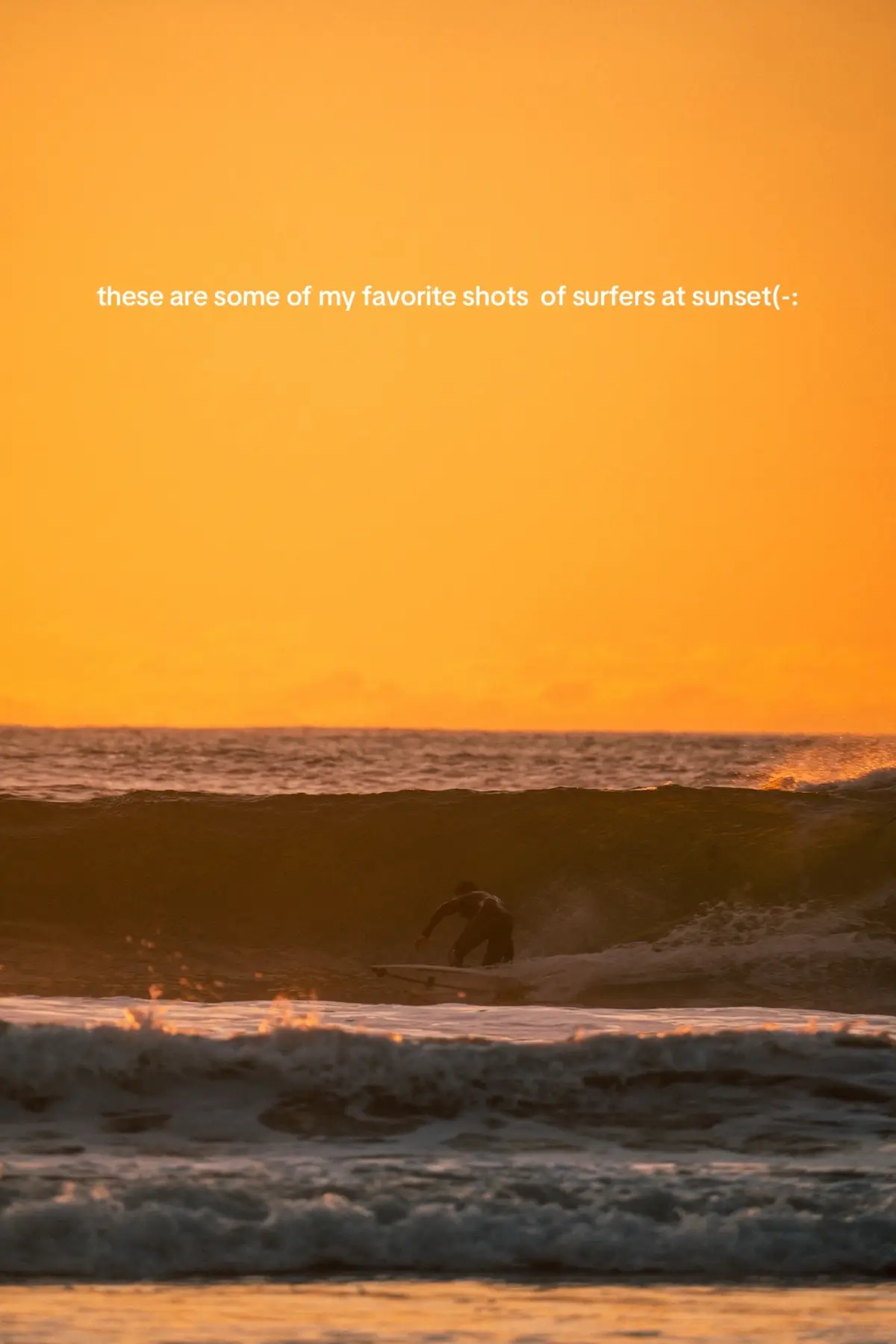 I love action photography so here are some shots of surfers on the coast that I love (-: #CapeKiwanda #surfphotography #surfing #natureisbeautiful #Sonyalpha 