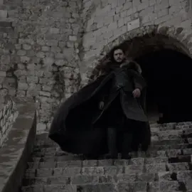 ضاع من عينه الحنان! #gameofthrones #jonsnow 