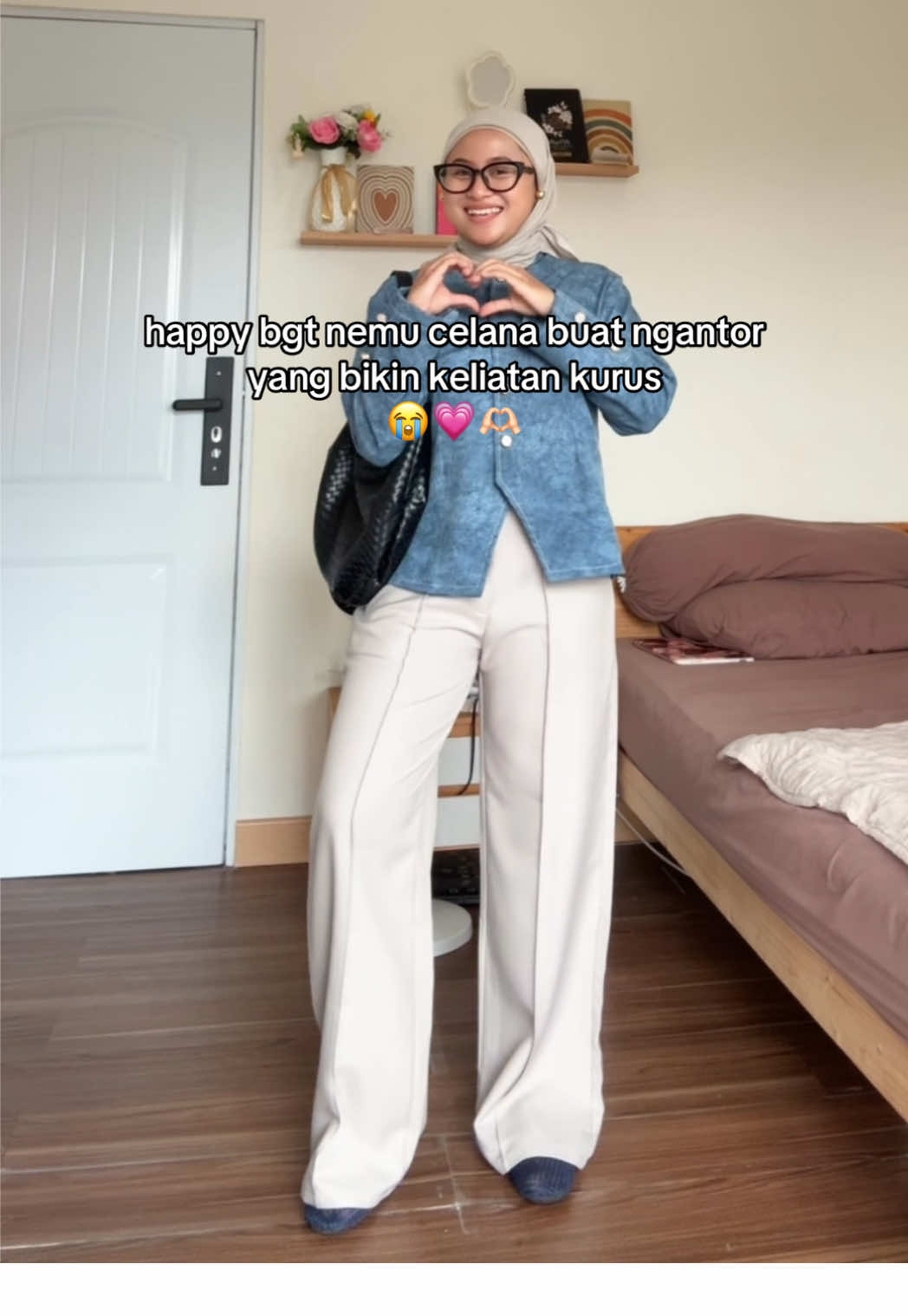 padahal bb aku 60 tb cuma 155 tapi terlihat baguss bgt😭🫵🏻 #celana #celanabahan #loosepants #ootdhijab #ootdkantor 