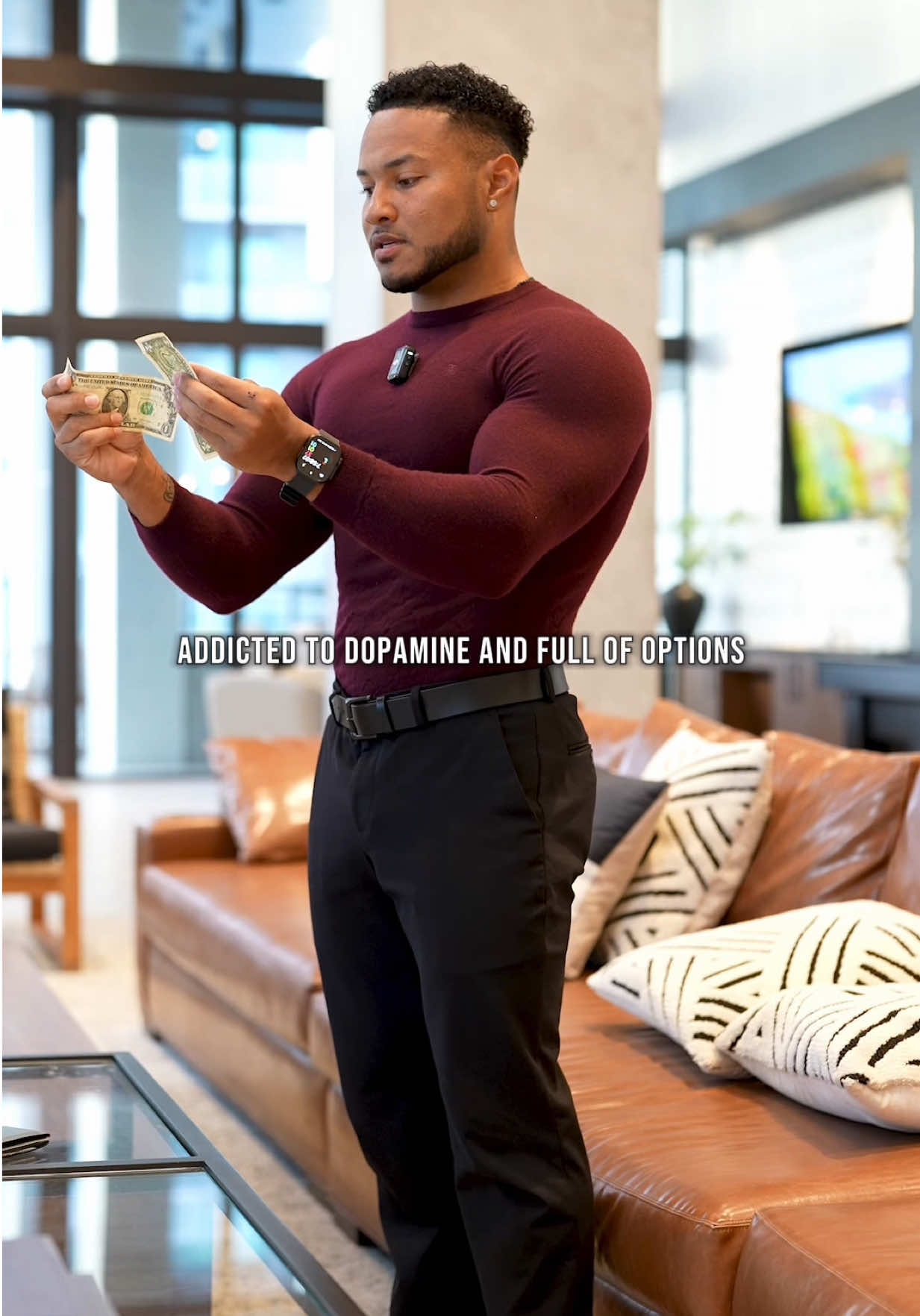 Do we still have women like this 😩 Are they extinct? Tag a woman like this below. Or tag yourself 🤷🏽‍♂️ #inspiration #relationships #rolemodel #Love #rich 