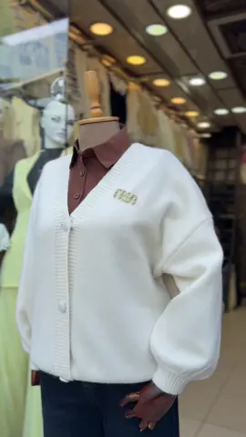 القوي والرهيب🎀❤️‍🔥 من ازياء هاندا😍🩵 السعر١٨ السعر الكيلوت٢٠ القياسات فري سايز للحجز مراسلة واتساب الاتصال على الرقم٠٧٧٢٩٢٧٨٥٥٥ #قمصان_فخمه_ملابس_نسائيه_لبس_كشخهه #ازياء_نسائيه #ترند_الموسم #جديدي #ازياء_هاندا #الشعب_الصيني_ماله_حل #explore 