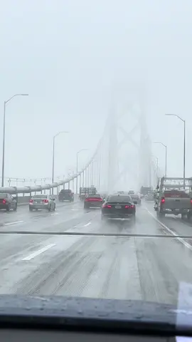 همه شهر که تو نیستی شده زندون 🫀 #fyp #foryourpage #persiansong #afghanistantiktok #rain 