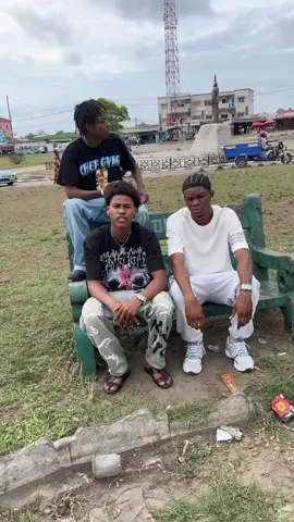 On fais danser moungali et loandjili 🕺🇨🇬 @SIMBA🦁👑 @Mely_69 officiel @6.9_officiel @To Lobela Ndule @médias actus @PANA MUSIC AWARDS. @CONGO MUSIQUE AFRICA 🇲🇱🇲🇱 @Congo_impact.spam #vue #flypシ #pourtoi #brazzabuzz #percer 