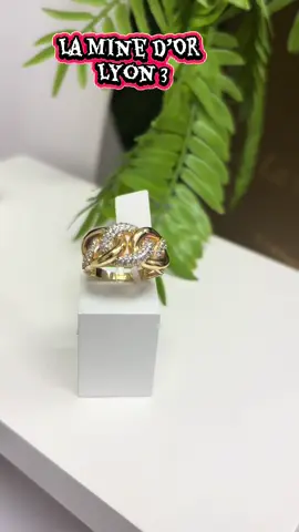 Bague en Or 18K disponible à la livraison partout en France en envoi sécurisé 🌷DM 0695364576 #or #18K #femme #luxe #bague 