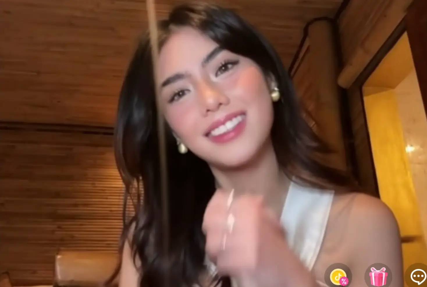 panung hndi mahuhulog sayo kung ganto ka kaganda 🫣🫣😍😍 @MIKHA LIM.  #mikhaiah #mikha #bini #binimikha #fyp 