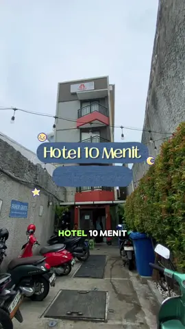 Yang mau konser di GBK cepetan booking hotel ini! 🤩 Lokasinya gak jauh dari GBK cek aja di maps, hotelnya murah tapi fasilitasnya nyaman dan bersih! 🧼  Langsung cek di app RedDoorz 📍Urbanview Slipi Inn Palmerah ya✨ Pake kode promo YUKNGINEP   #RedTravelers #URBANVIEWbyRedDoorz #RedDoorz #RedDoorzID #JakartaBarat 