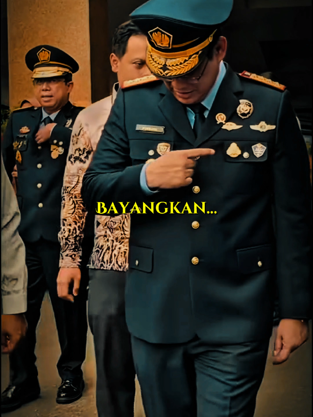 “Ketegasan Tak Perlu Teriak — Tapi Membuat Ruangan Diam.” The Power of Personality — buku yang mengajarkan bagaimana membentuk karakter sekelas para pemimpin sejati. Yang tegas tanpa kasar, yang berkelas tanpa pamer, dan yang memimpin dengan kendali diri, bukan ego. #motivasi #personality #purbaya #motivasisukses  #motivational 