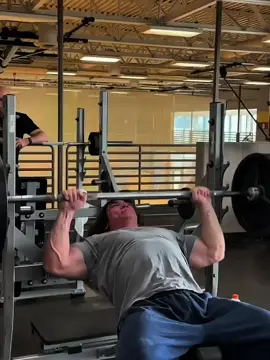 #benchpress #ماسولکە #لەشجوانی #chestmachine #progresiveoverload 