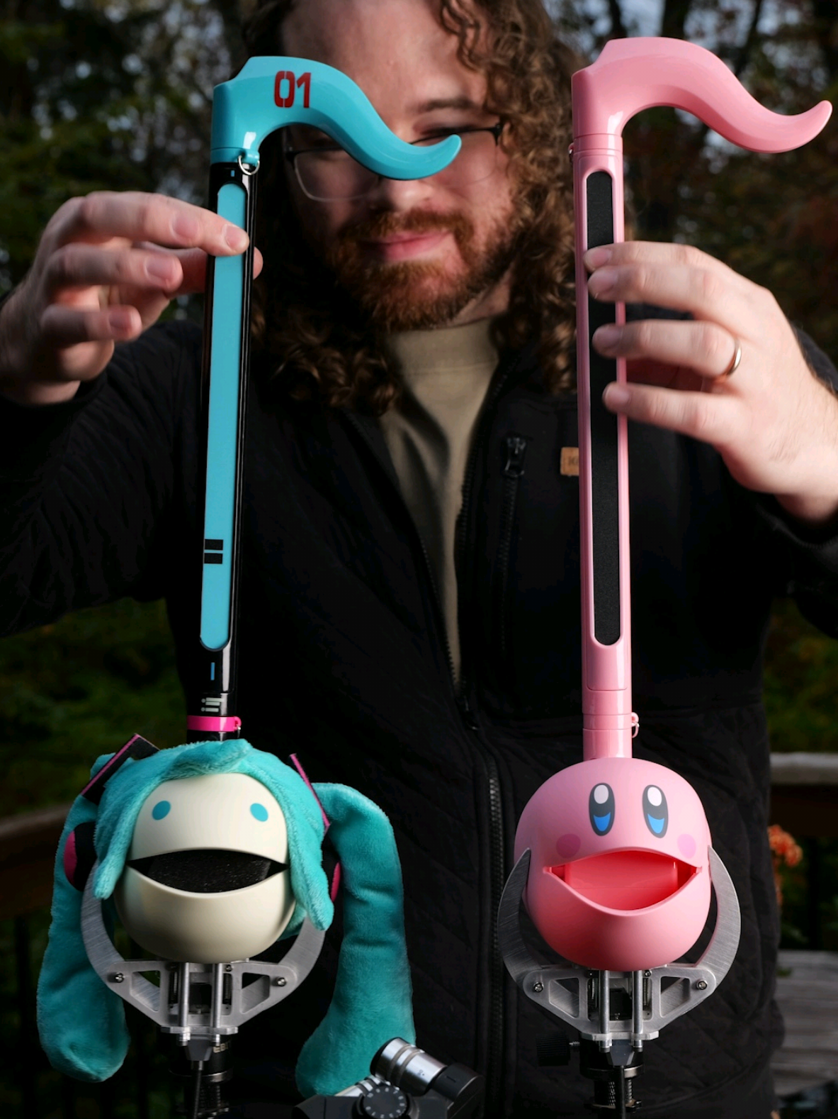 This was WAY harder than I expected 💀 Attempting to play two Otamatones at once with a custom foot powered clamp.  Thank you to @PCBWay for sponsoring this project! It was created with their easy to use CNC manufacturing service! #Otamatone #DIY #engineering #cnc #musicmemes @Otamatone US Official 