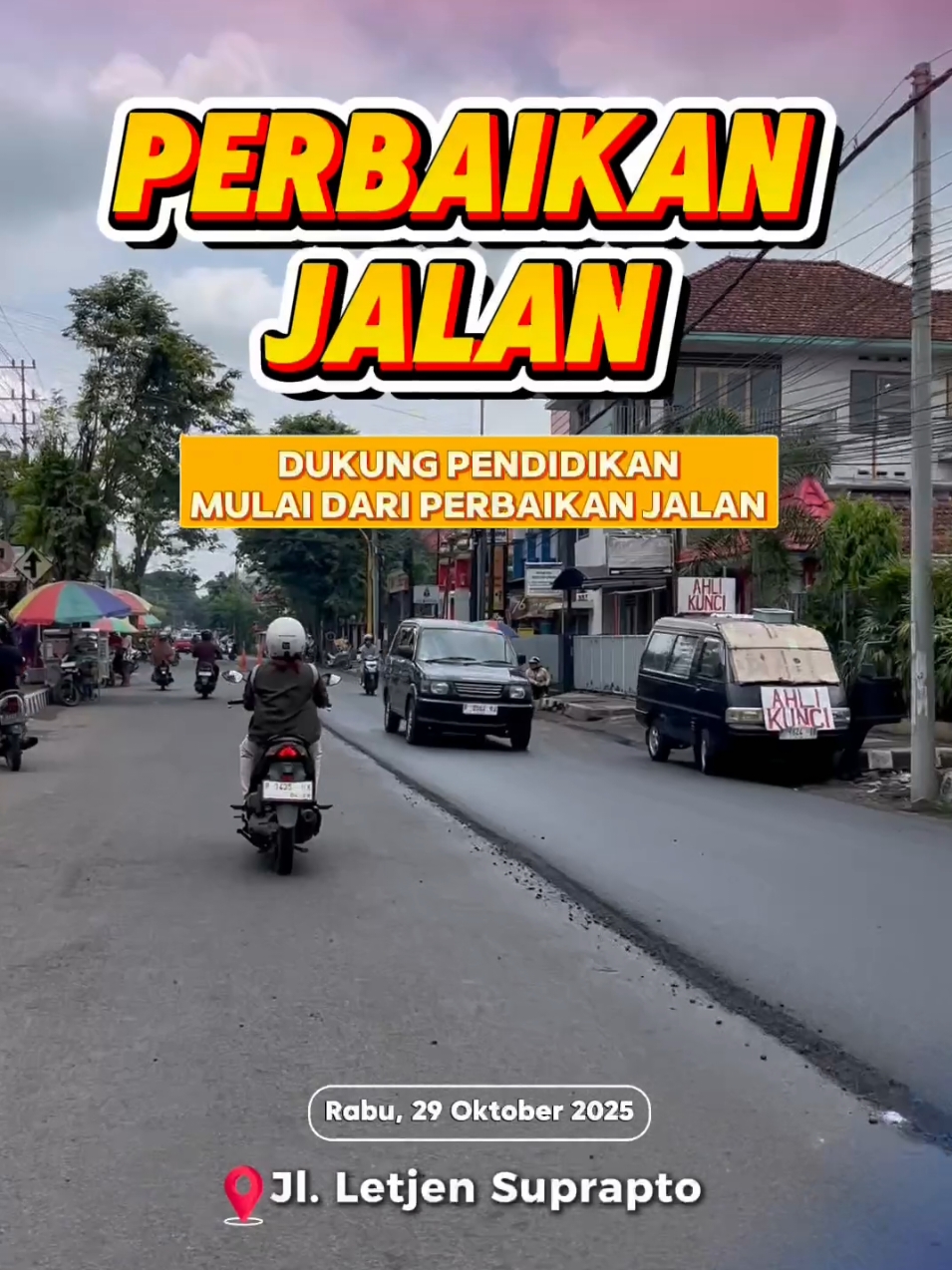 📚 Akses lancar, pendidikan kian mudah dijangkau! Perbaikan jalan di Jl. Letjen Suprapto jadi langkah nyata Pemkab Jember dalam mendukung dunia pendidikan. Dengan jalan yang baik, guru lebih mudah mengajar, siswa lebih aman ke sekolah, dan aktivitas belajar tak lagi terhambat. 🌱 Dukung terus pembangunan infrastruktur untuk pendidikan dan kemajuan Jember! Karena jalan yang baik bukan hanya soal aspal — tapi soal masa depan generasi penerus bangsa. 💪 📍 Jl. Letjen Suprapto — Rabu, 29 Oktober 2025 #JemberMaju #JemberBaru #JalanUntukRakyat #KerjaNyataGusBupati #InfrastrukturUntukSemua #DiskominfoJember #AksesUntukPendidikan #JemberBergerak