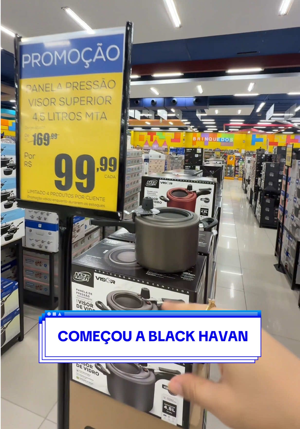 A Black Havan chegou pra animar a sua rotina! 🤩 Garanta já sua Panela de Pressão nova: #De R$ 169,99 por R$ 99,99 #Visor de Vidro Grande #100% Segura com 2 Válvulas 🔹Limitado a 4 produtos por cliente. PULA-PULA: compras com Cartão Havan até 31/10/2025, primeiro pagamento para dezembro/ 2025. Pula-pula exclusivo para clientes com Cartão Havan com mais de 12 meses.
