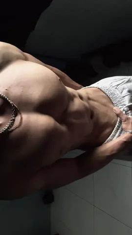 ...!                                                                       #tapluyen #luyentap #cogang #phandau #6mui 