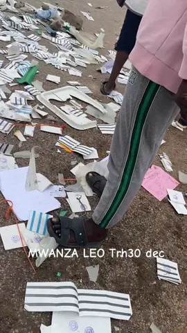 Ofisi ya CCM YACHOMWA MOTO