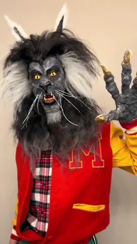 The King has come back to life 🌙 #michaeljackson #fyp #halloweenmakeup #thriller #werewolf 