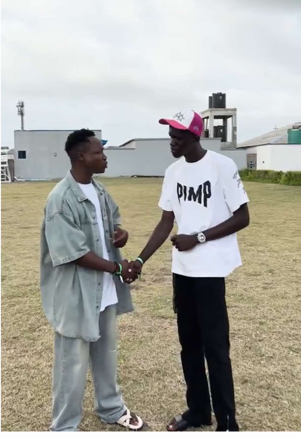 Documenting every single details and moments of me becoming a cinematographer, had a great time learning under my amazing powerhouses the other day and it was nothing short of amazing! Here’s to more moments and insightful stories in my journey.😎 @durrode @THE_ESIAGA 