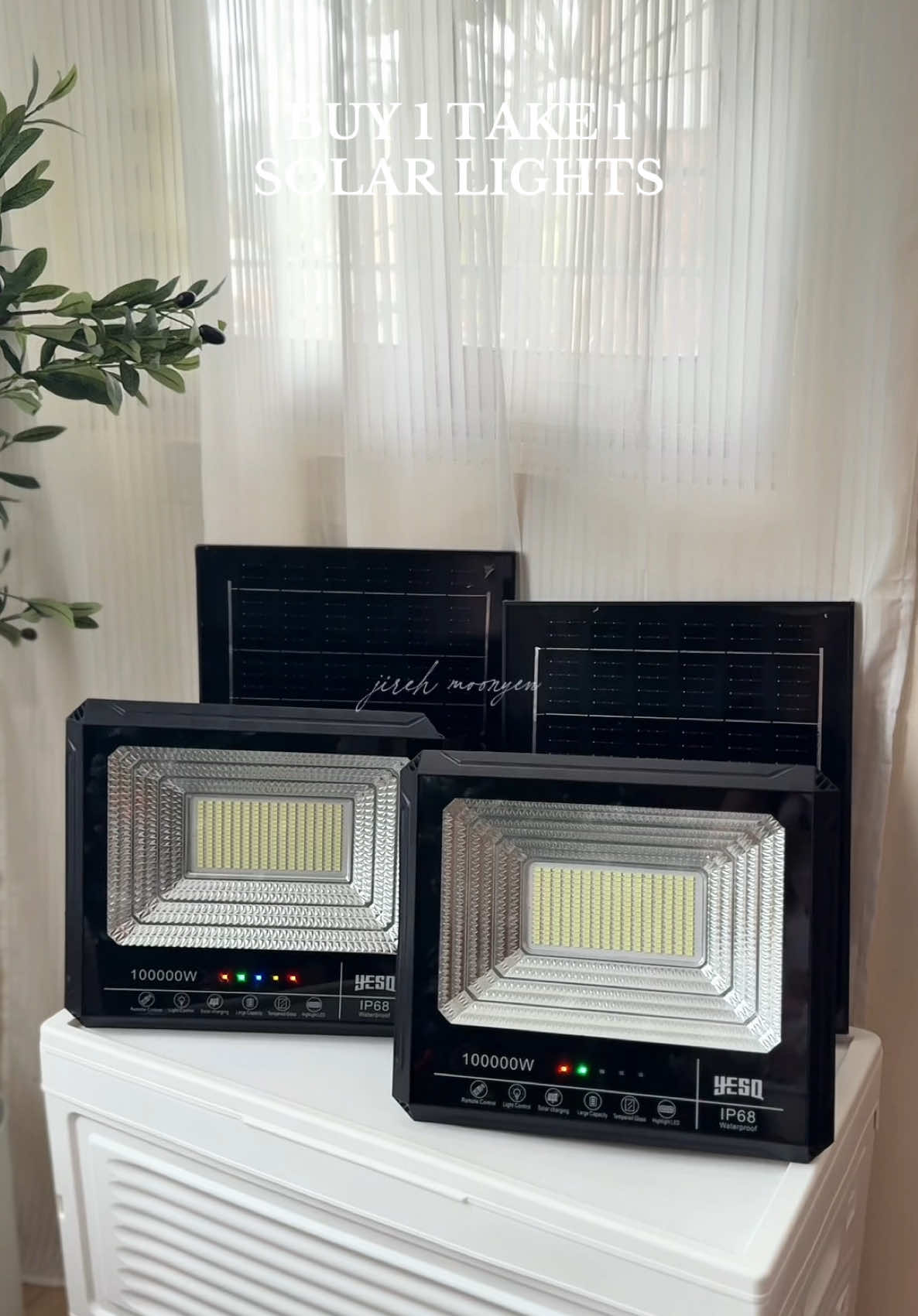 Laking tulong ng mga solar lights lalo na pag brownout! Tipid pa sa kuryente 😊 #solarlights #solar #outdoorsolarlight #buy1take1solarlight #solarlight 