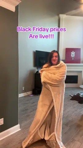 #electricblanket #tiktokshopblackfriday #tiktokshopcreatorpicks #wearableheatedblanket 