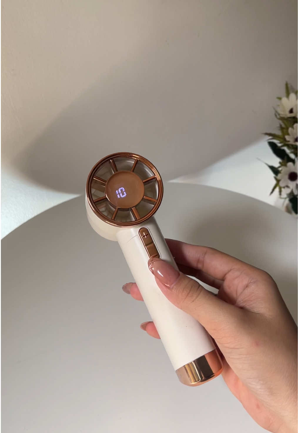 pov: finally found a student friendly turbo fan for less than ₱300! #turbofan #affordablefan #miniturbofan 