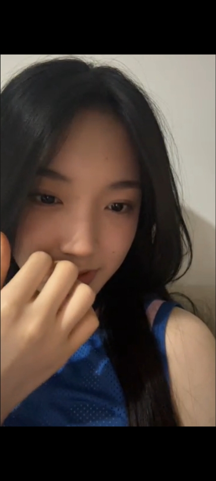 lah bukannya kamu pendek Del 😅🧢 #delynnjkt48 #araliejkt48  #fadwa_offc #itsfadwa48 #jkt48newera #jkt48