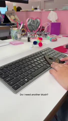 The spirits made the call on this one…it was out of my hands. 🙌 👻 #Benefitcosmetics #blush #fallblush #paranormal #fallmakeup #autumnmakeup