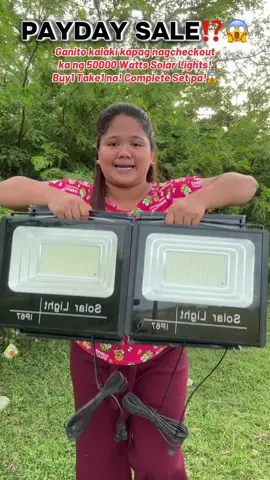 Ganito kalaki kapag nagcheckout ka ng 50000 Watts Solar Lights buy1 take1 na! Complete Set pa! 😱 #solarlights #solar #solarlightsoutdoor #solarlightsbuy1take1 