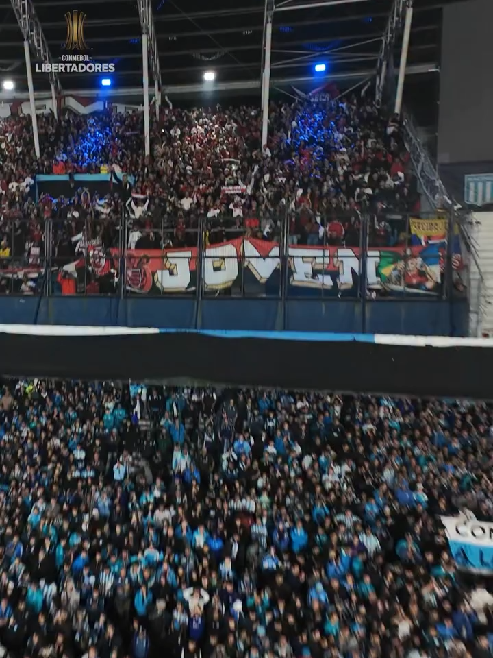 Clube de Regatas do Flamengo. 🔴⚫ ... 👀⏳🏆 📹 libertadoresbr #flamengo #coberturacazétv #libertadores