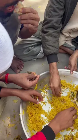 GHAR PAR JO LOG MOJOOD HY UN KI ZINDAGI BHUT ACHI HY????