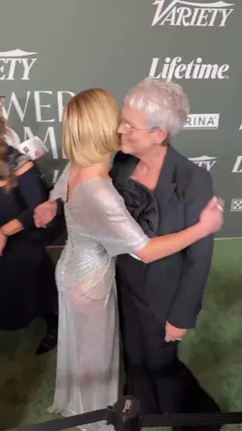 Goddess Sydney with Jamie Lee Curtis #sydney #sydneysweeney #jamieleecurtis #hollywood #premiere 
