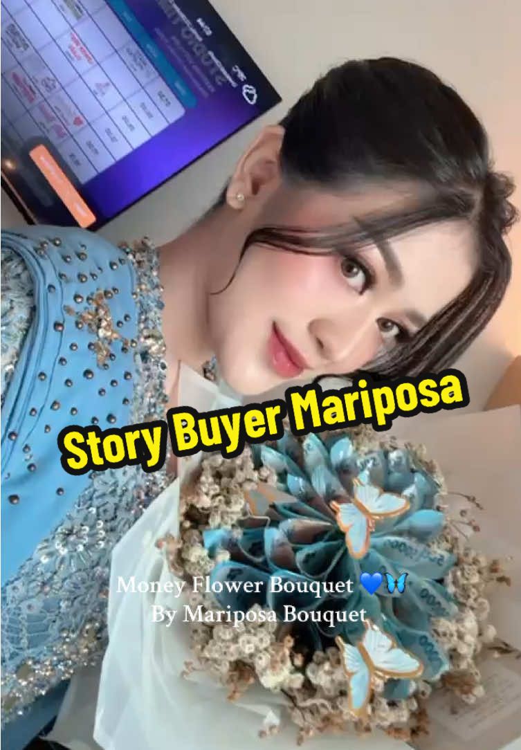 “MONEY BOUQUET BUDS” ✨🌸 Buket Uang hang dibentuk dengan bulat seperti bunga ala mariposa, boleh request banyaknya lembar, warna kertas dan bunga ya dear. Buruan order 🙌🏻🥰 🌸Buket Uang 30 Lembar mix Baby Breath Inport  🌸Size Xlarge 🌸Request warna kertas dan Bunga ✔️ACCEPT URGENT ORDER  ✔️ACCEPT CUSTOM ORDER  ✔️FREE GIFT CARD  📞 0853 1592 0957 📍 Jl. Khp. Mustofa No. 99 Bandung (samping Klinik Amanah Suci) #buketuangbandung #buketuangasli #moneybouqet #moneybouquetmurah #mariposabouquetbandung